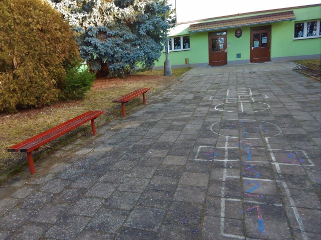 vstup s hlavnm vchodem